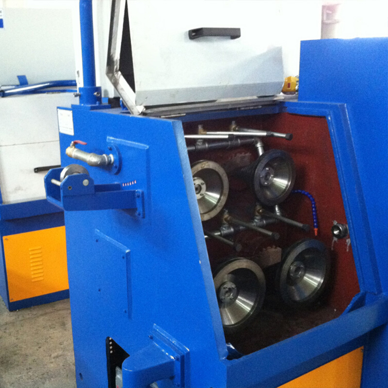 Machine de tréfilage fin HXE-22D/24D